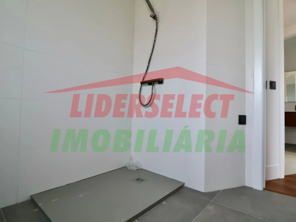 Moradia T3 para Venda em Ribamar Foto 24