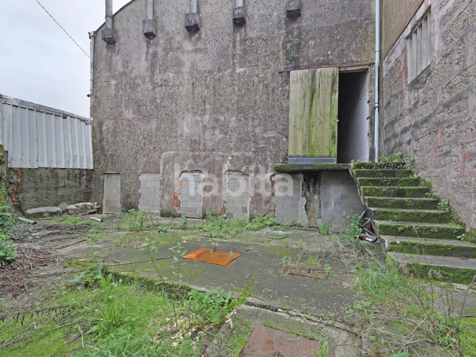 Armazém para Venda em Castêlo da Maia Foto 13
