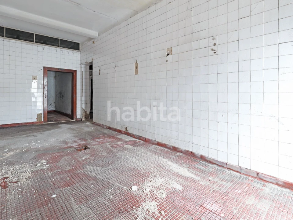 Armazém para Venda em Castêlo da Maia Foto 3