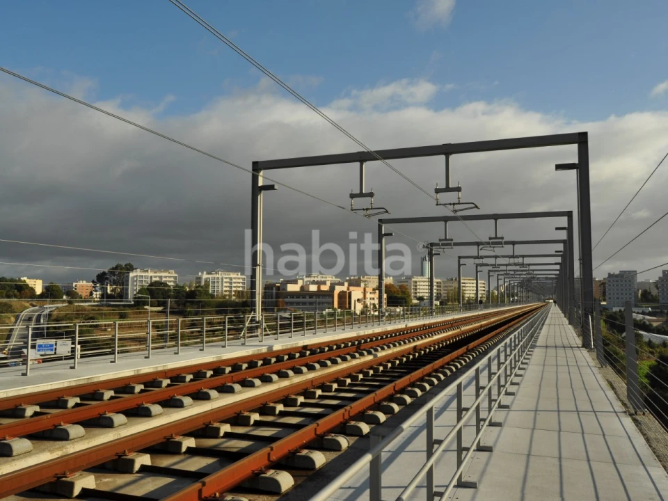 Armazém para Venda em Castêlo da Maia Foto 17