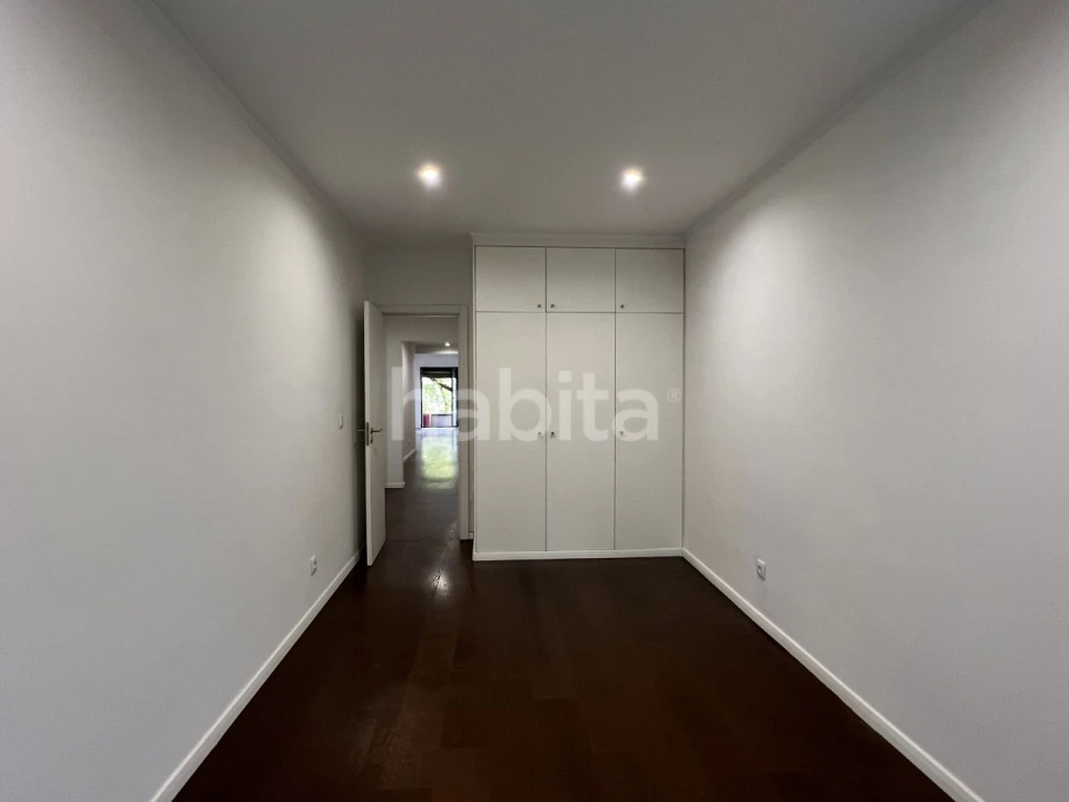 Apartamento T1 para Arrendamento em Arroios Foto 6