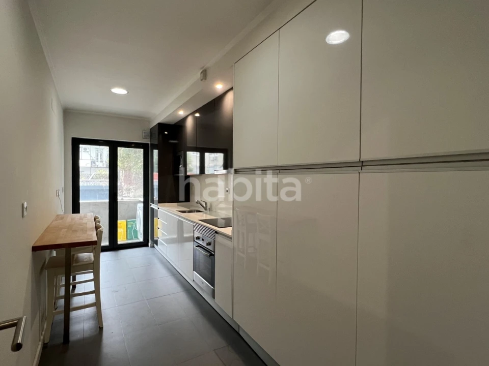 Apartamento T1 para Arrendamento em Arroios Foto 12