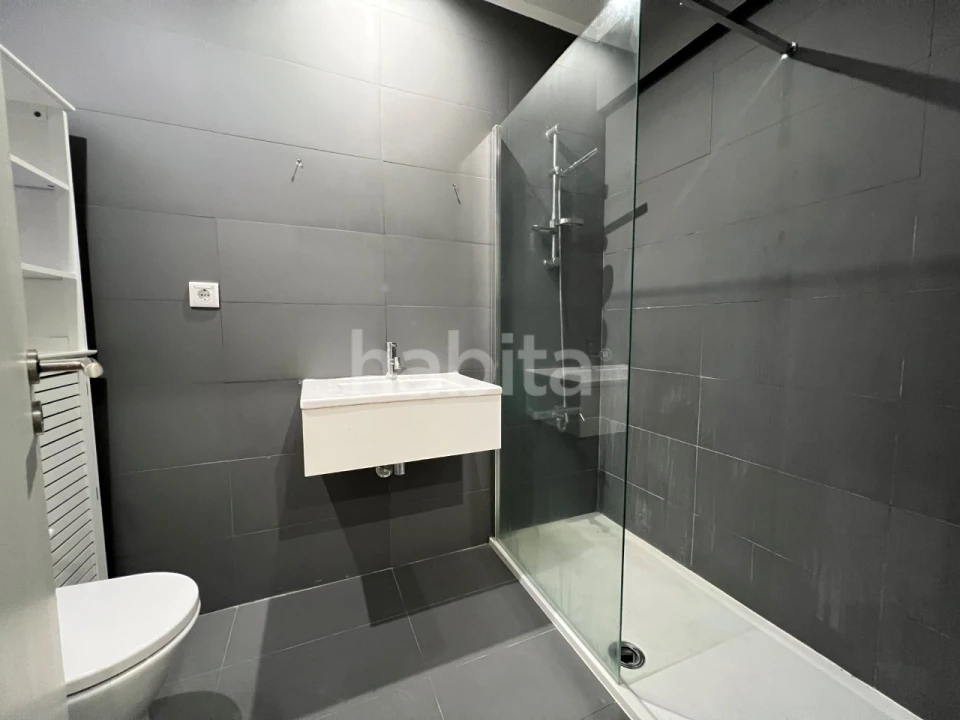 Apartamento T1 para Arrendamento em Arroios Foto 17