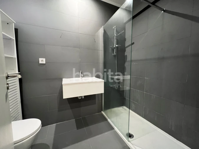 Apartamento T1 para Arrendamento em Arroios Foto 17