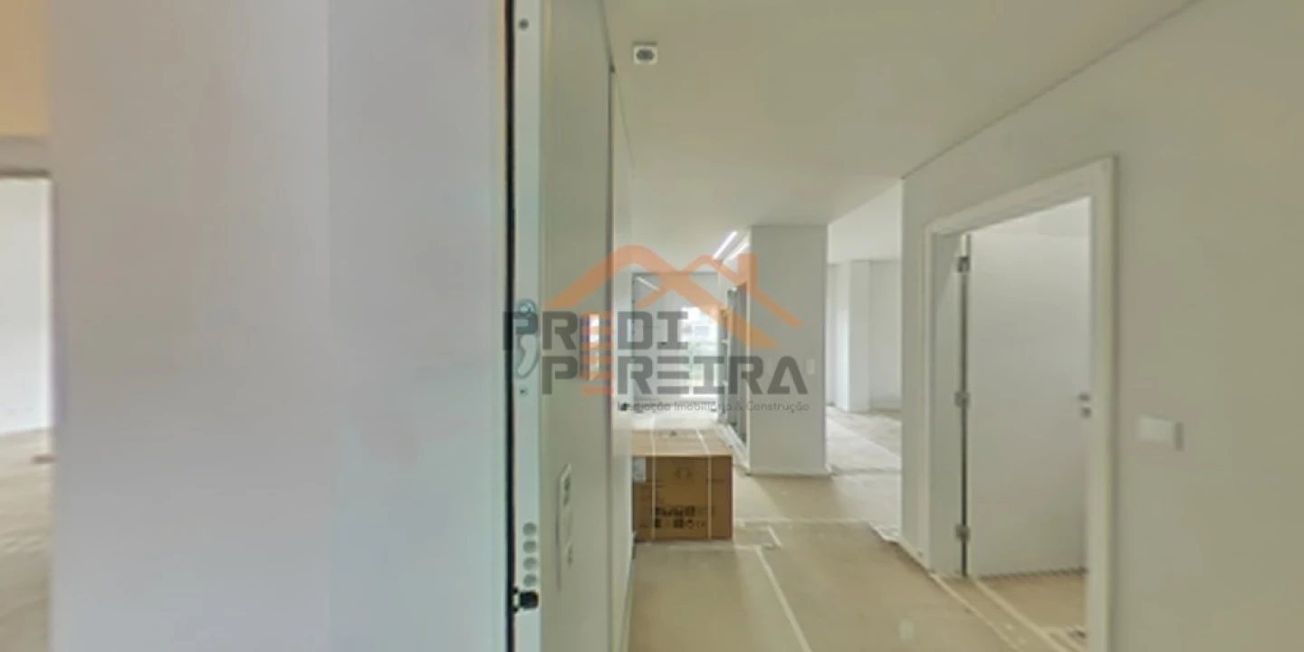 Apartamento T2 para Venda em Loures Foto 32