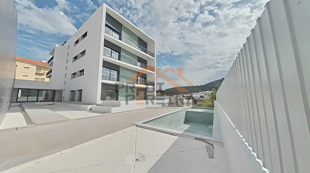 Apartamento T2 para Venda em Loures Foto 1