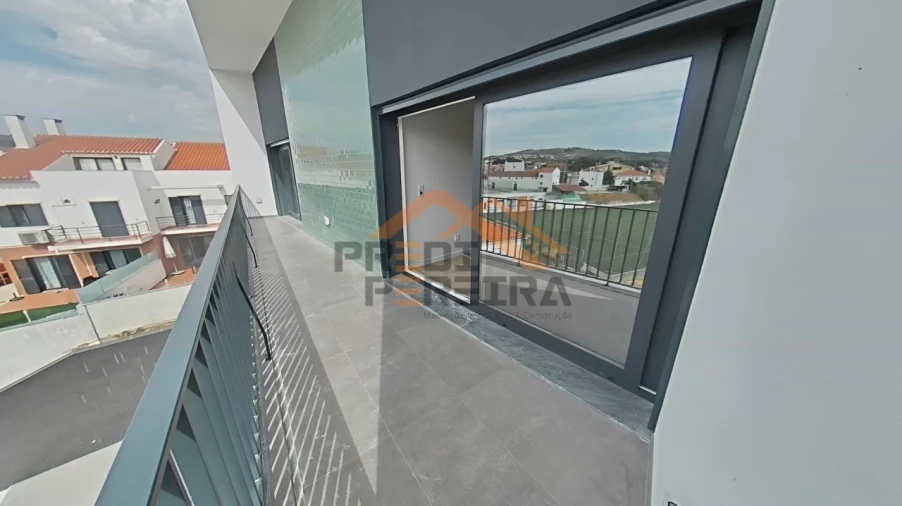 Apartamento T2 para Venda em Loures Foto 4