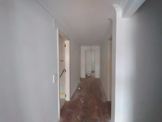 Moradia T5 para Venda em Rio de Mouro Foto 4