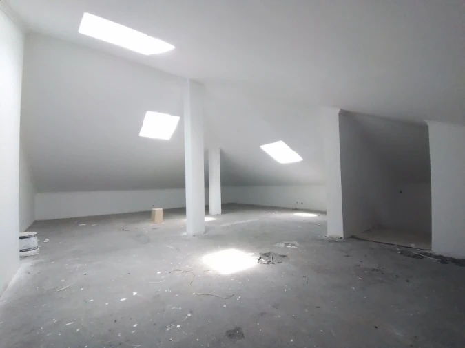 Moradia T5 para Venda em Rio de Mouro Foto 27