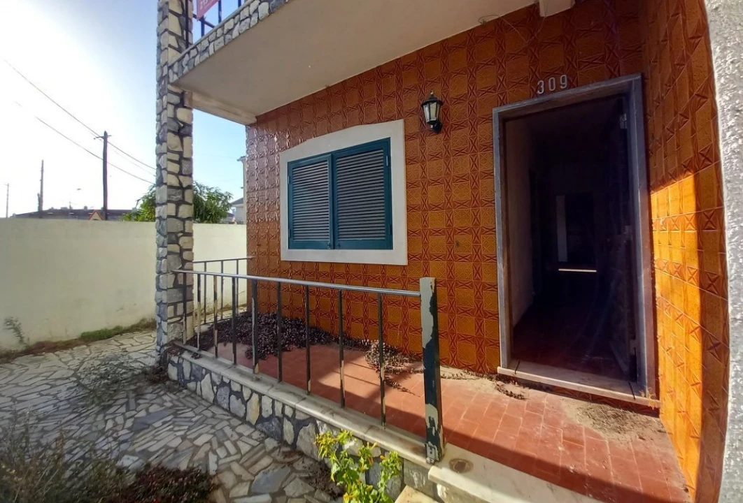 Moradia T3 para Venda em São Francisco Foto 2