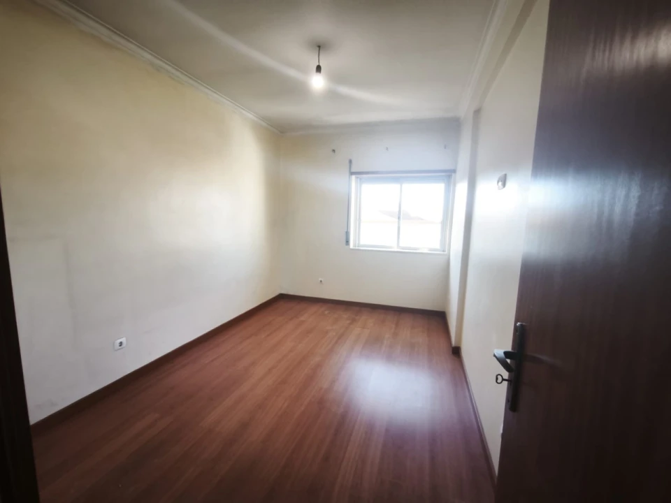 Apartamento T2 para Venda em Queluz e Belas Foto 7