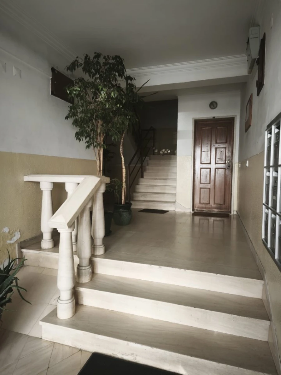 Apartamento T2 para Venda em Queluz e Belas Foto 5