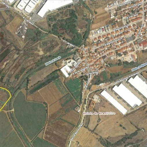 Moradia T2 para Venda em Vialonga Planta 1