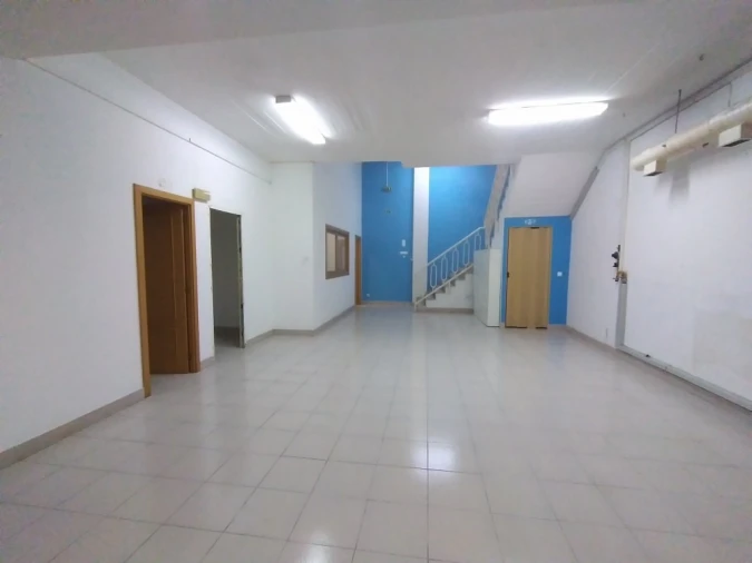 Loja para Venda em Alto do Seixalinho, Santo André e Verderena Foto 29