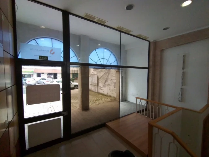 Loja para Venda em Alto do Seixalinho, Santo André e Verderena Foto 37