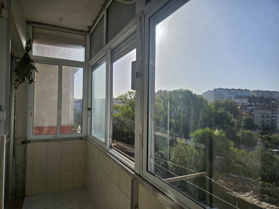 Apartamento T2 para Venda em Agualva e Mira-Sintra Foto 3