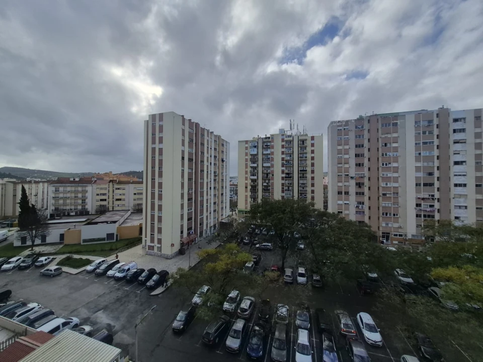 Apartamento T3 para Venda em Carregado e Cadafais Foto 25