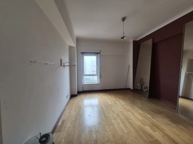 Apartamento T3 para Venda em Carregado e Cadafais Foto 11