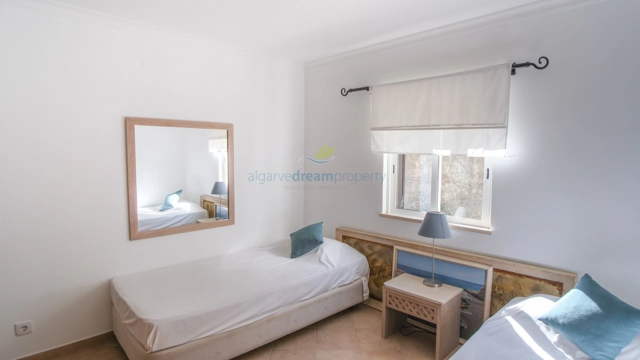 Apartamento T3 para Venda em Albufeira e Olhos de Água Foto 12