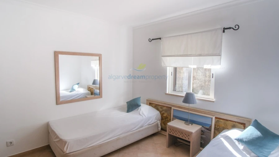 Apartamento T3 para Venda em Albufeira e Olhos de Água Foto 12