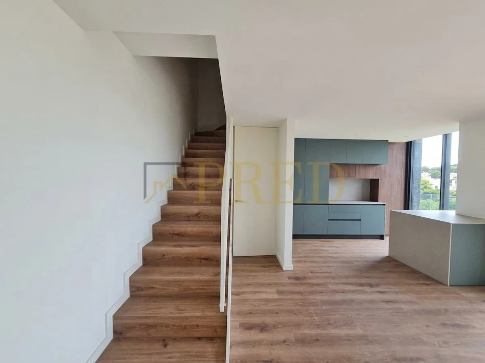 Apartamento T2 para Venda em Mafamude e Vilar do Paraíso Foto 3