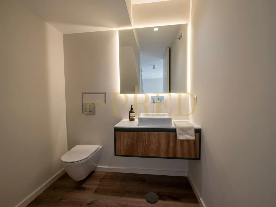 Apartamento T2 para Venda em Mafamude e Vilar do Paraíso Foto 9