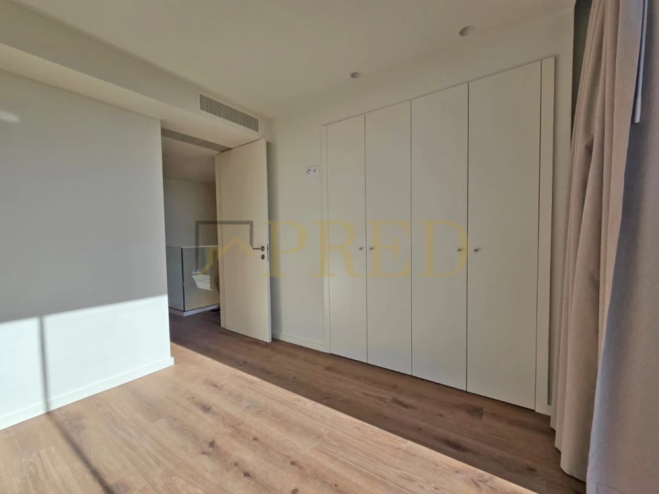 Apartamento T2 para Venda em Mafamude e Vilar do Paraíso Foto 13