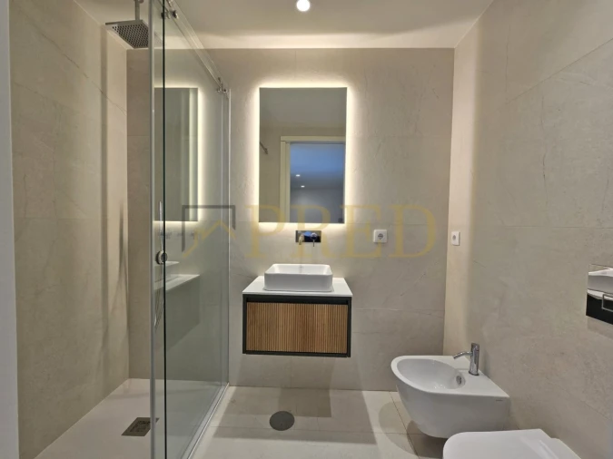 Apartamento T2 para Venda em Mafamude e Vilar do Paraíso Foto 16
