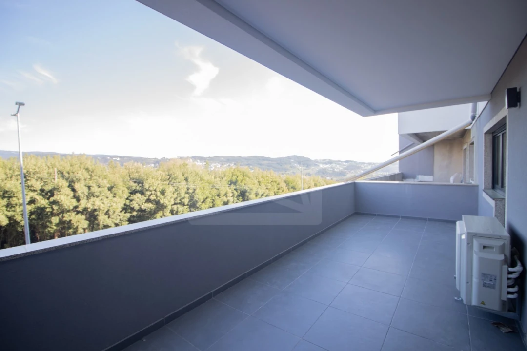 Apartamento T2 para Venda em O. Azeméis, Riba-Ul, Ul, Macinhata Seixa, Madail Foto 11