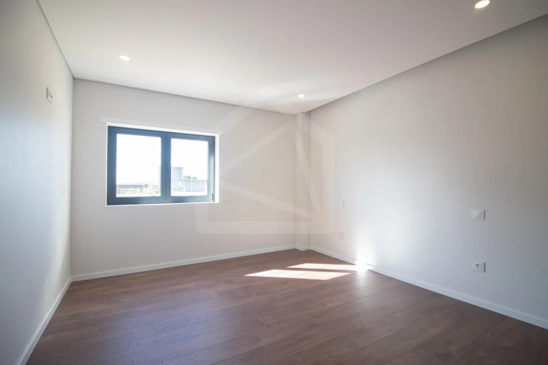 Apartamento T2 para Venda em O. Azeméis, Riba-Ul, Ul, Macinhata Seixa, Madail Foto 16