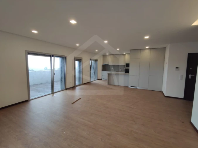 Apartamento T3 para Venda em Loureiro Foto 2