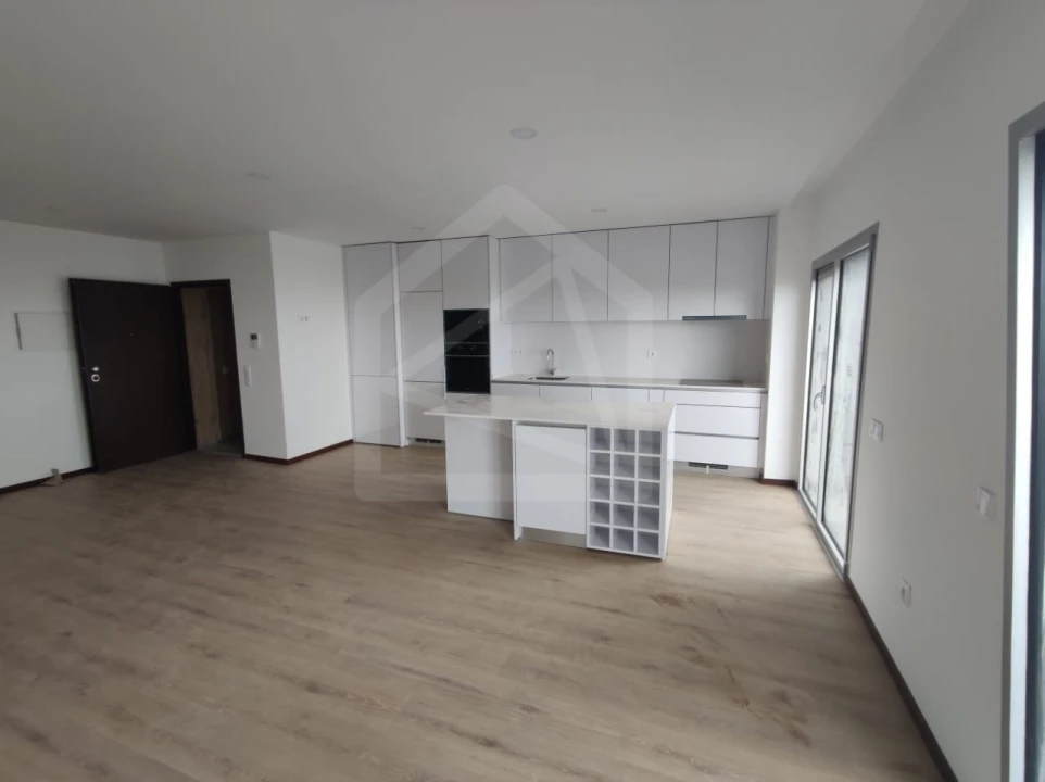 Apartamento T2 para Venda em Loureiro Foto 37