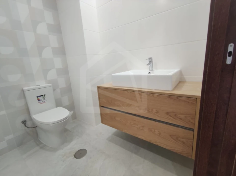 Apartamento T2 para Venda em Loureiro Foto 50