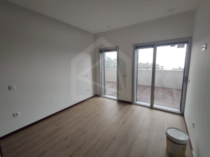 Apartamento T2 para Venda em Loureiro Foto 45