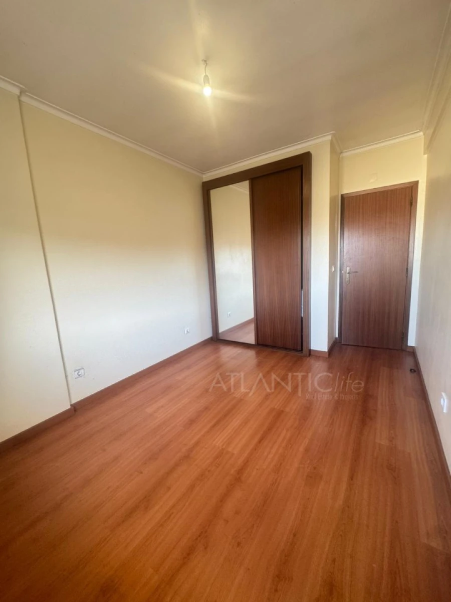 Apartamento T2 para Venda em Queluz e Belas Foto 16