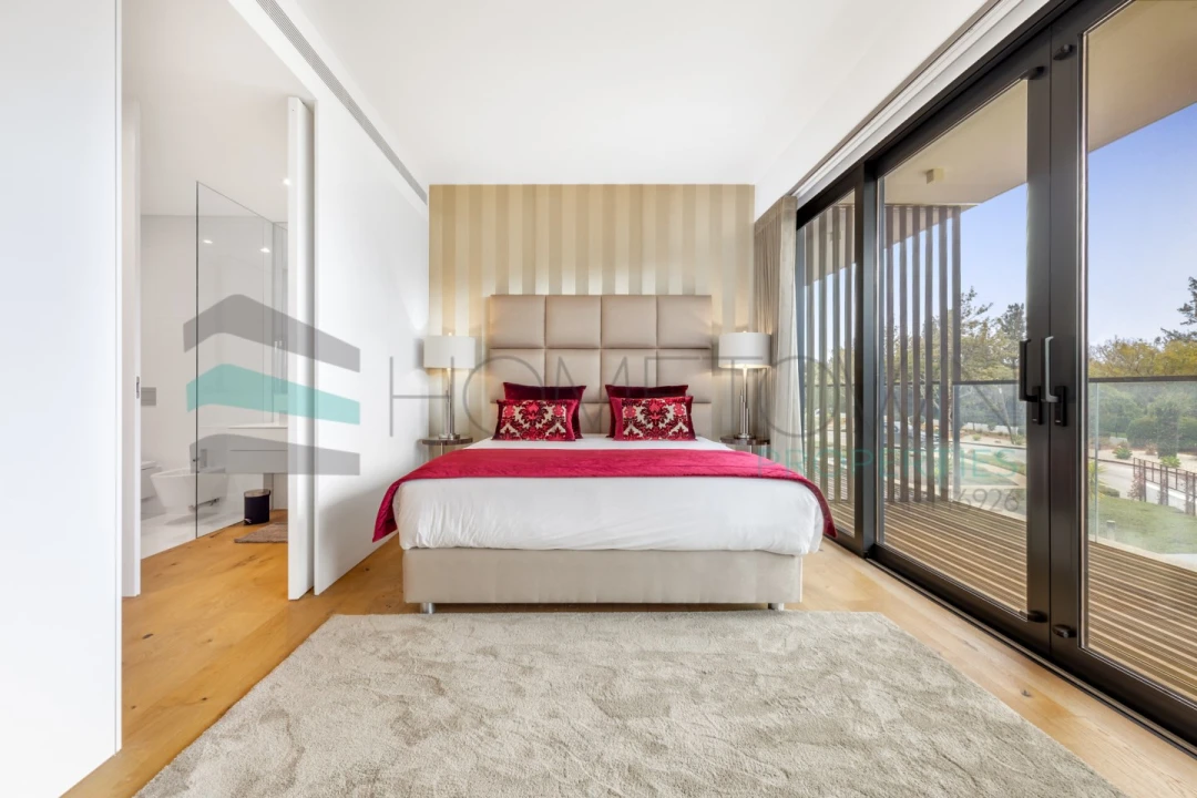 Apartamento T3 para Venda em Quarteira Foto 11