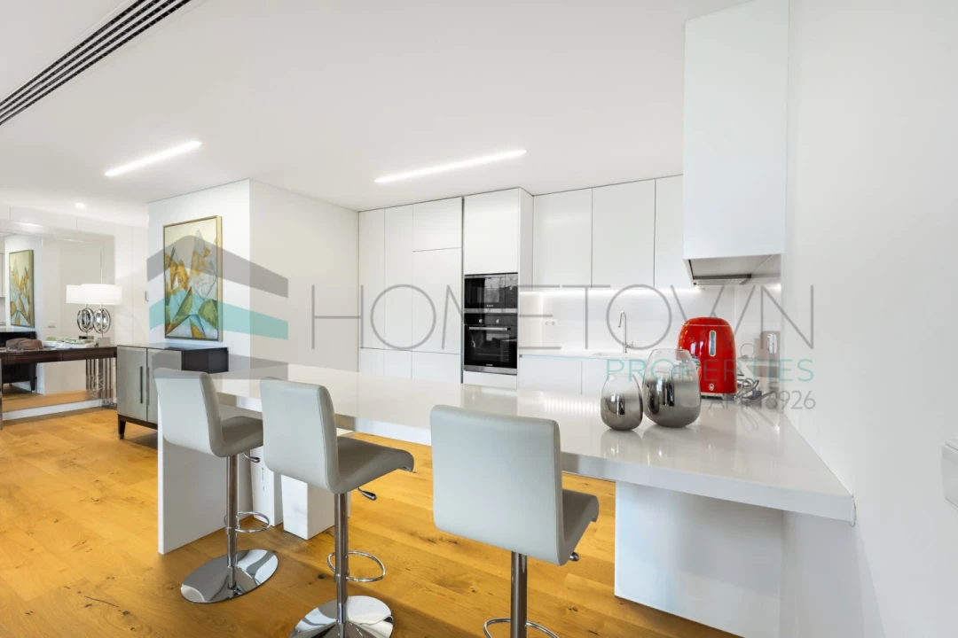 Apartamento T3 para Venda em Quarteira Foto 6