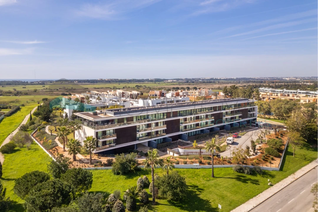 Apartamento T3 para Venda em Quarteira Foto 11