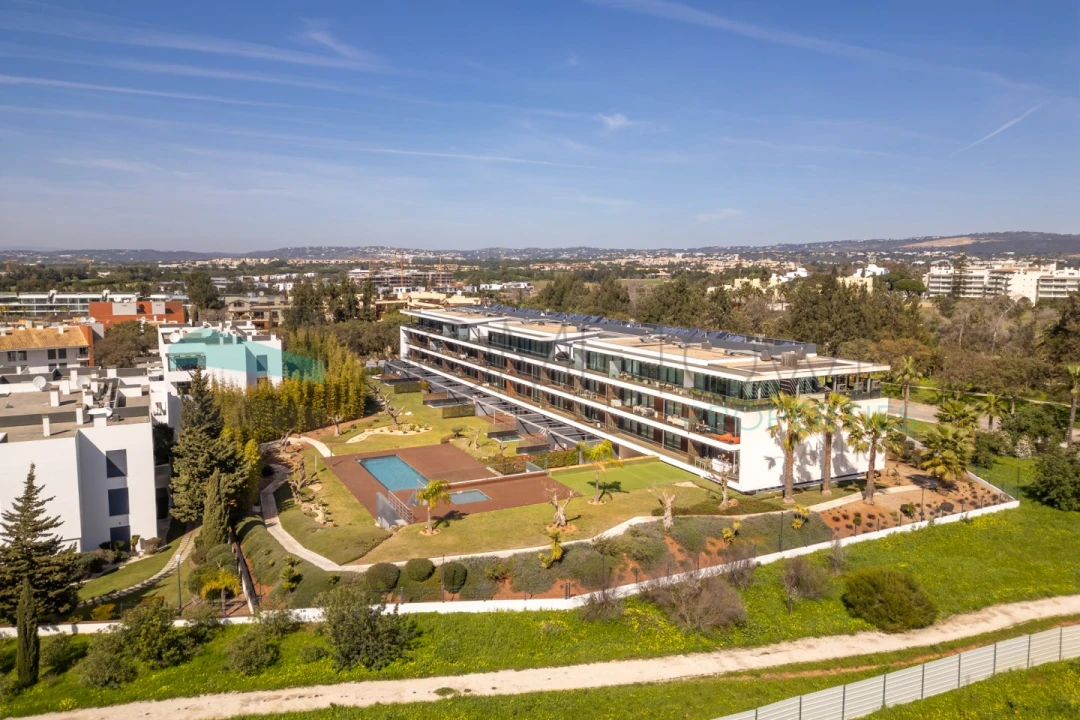 Apartamento T3 para Venda em Quarteira Foto 27