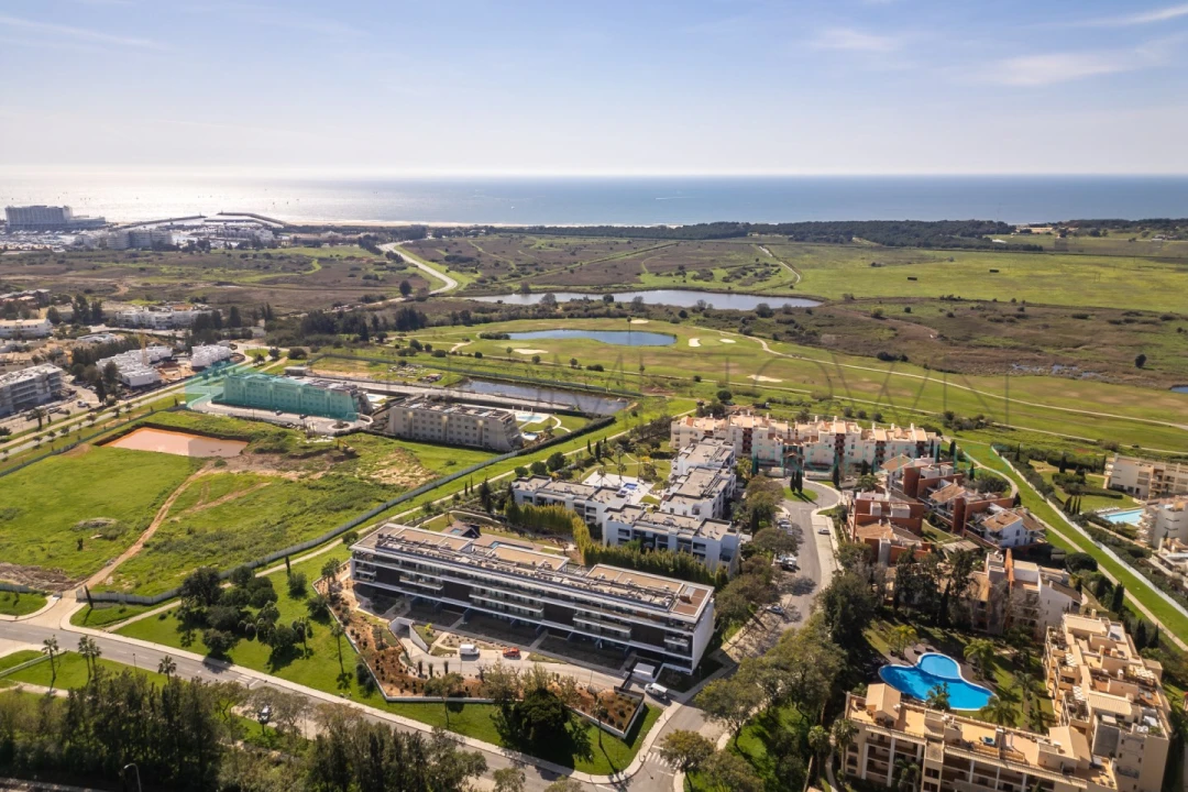 Apartamento T3 para Venda em Quarteira Foto 30