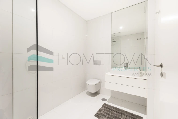 Apartamento T3 para Venda em Quarteira Foto 4