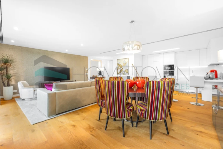 Apartamento T3 para Venda em Quarteira Foto 4