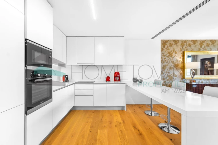 Apartamento T3 para Venda em Quarteira Foto 7