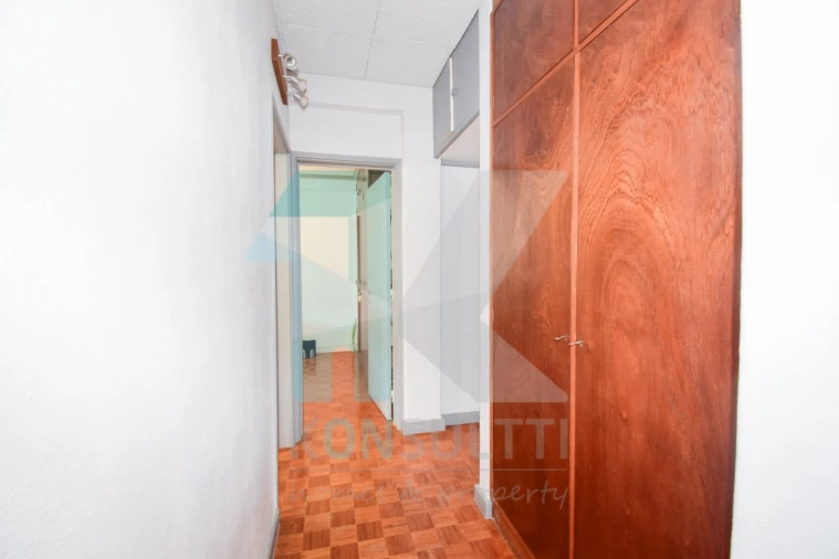 Apartamento T4 para Venda em Alfragide Foto 22