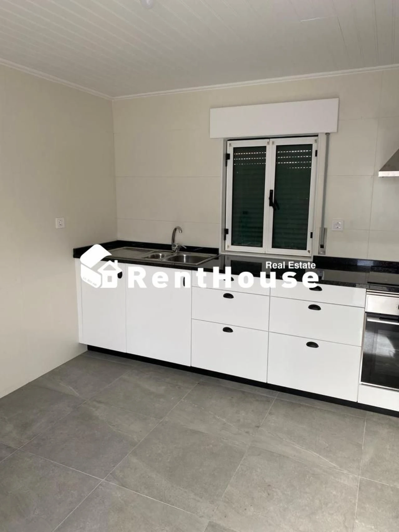 Moradia T2 para Arrendamento em Montemor-O-Velho e Gatões Foto 1