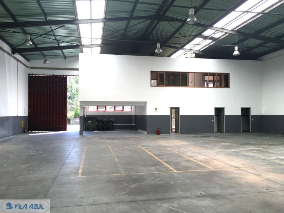 Armazém para Arrendamento em Moreira Foto 1