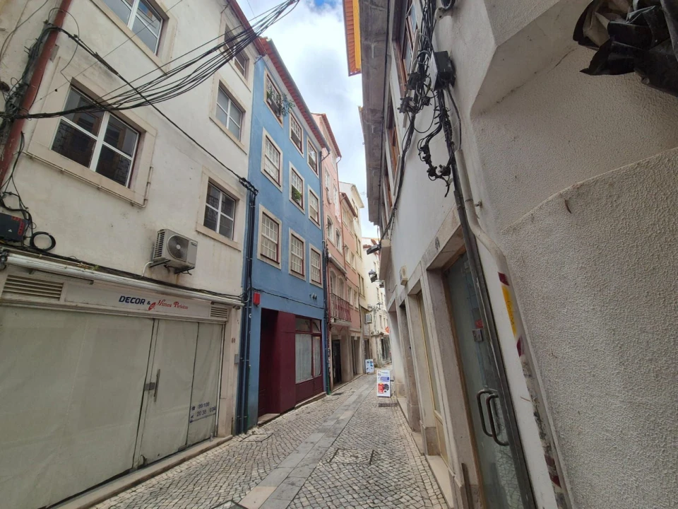 Prédio para Venda em Sé Nova, Santa Cruz, Almedina e São Bartolomeu Foto 1