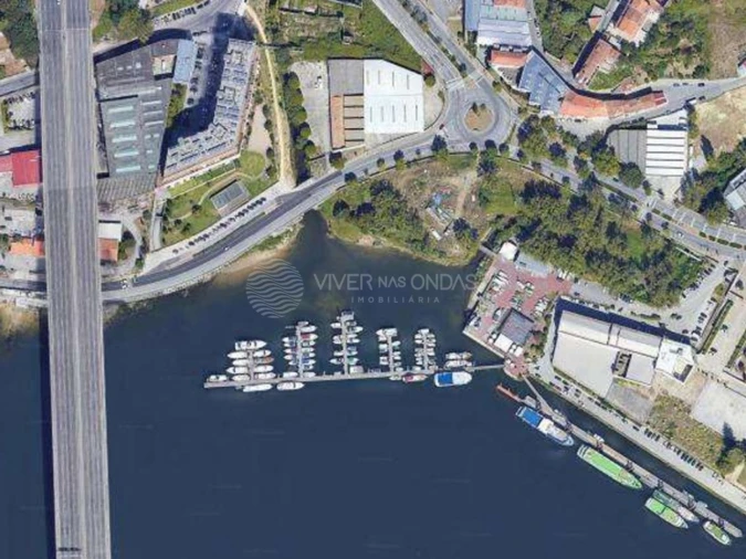 Apartamento T2 para Venda em Campanhã Foto 23