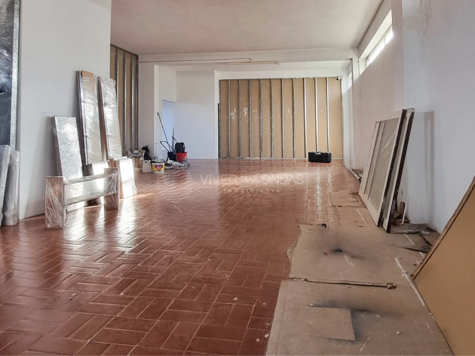 Loja para Venda em Custóias, Leça do Balio e Guifões Foto 2