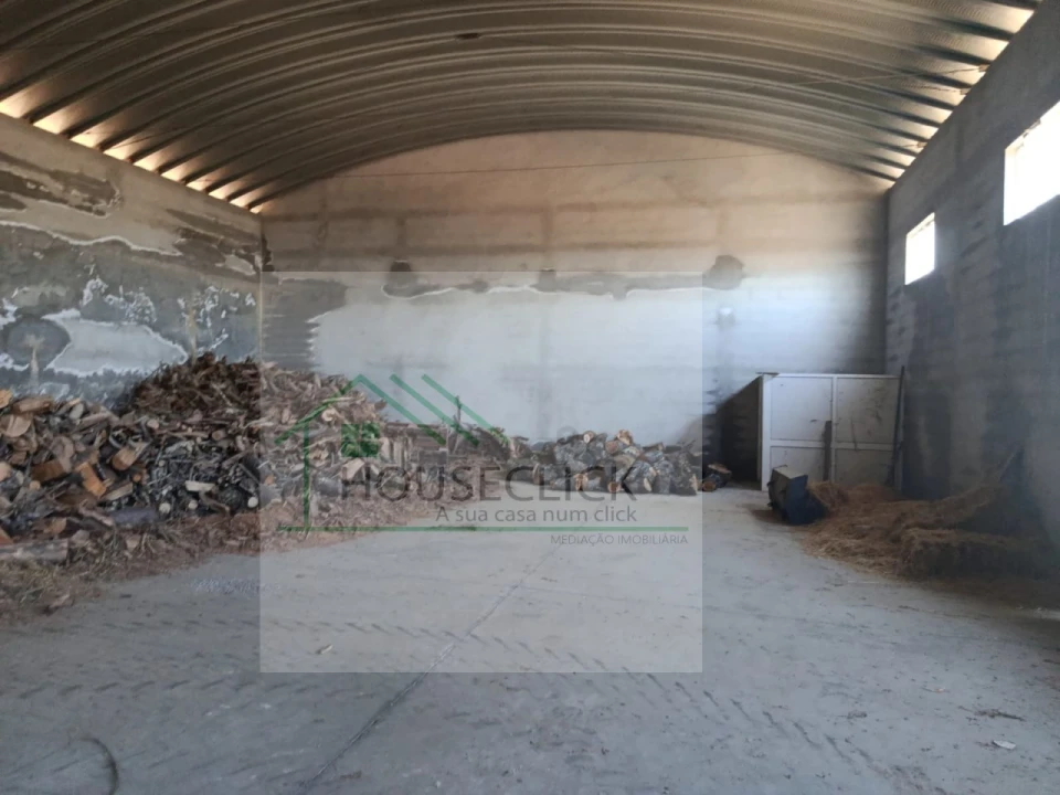 Armazém para Arrendamento em Três Povos Foto 5